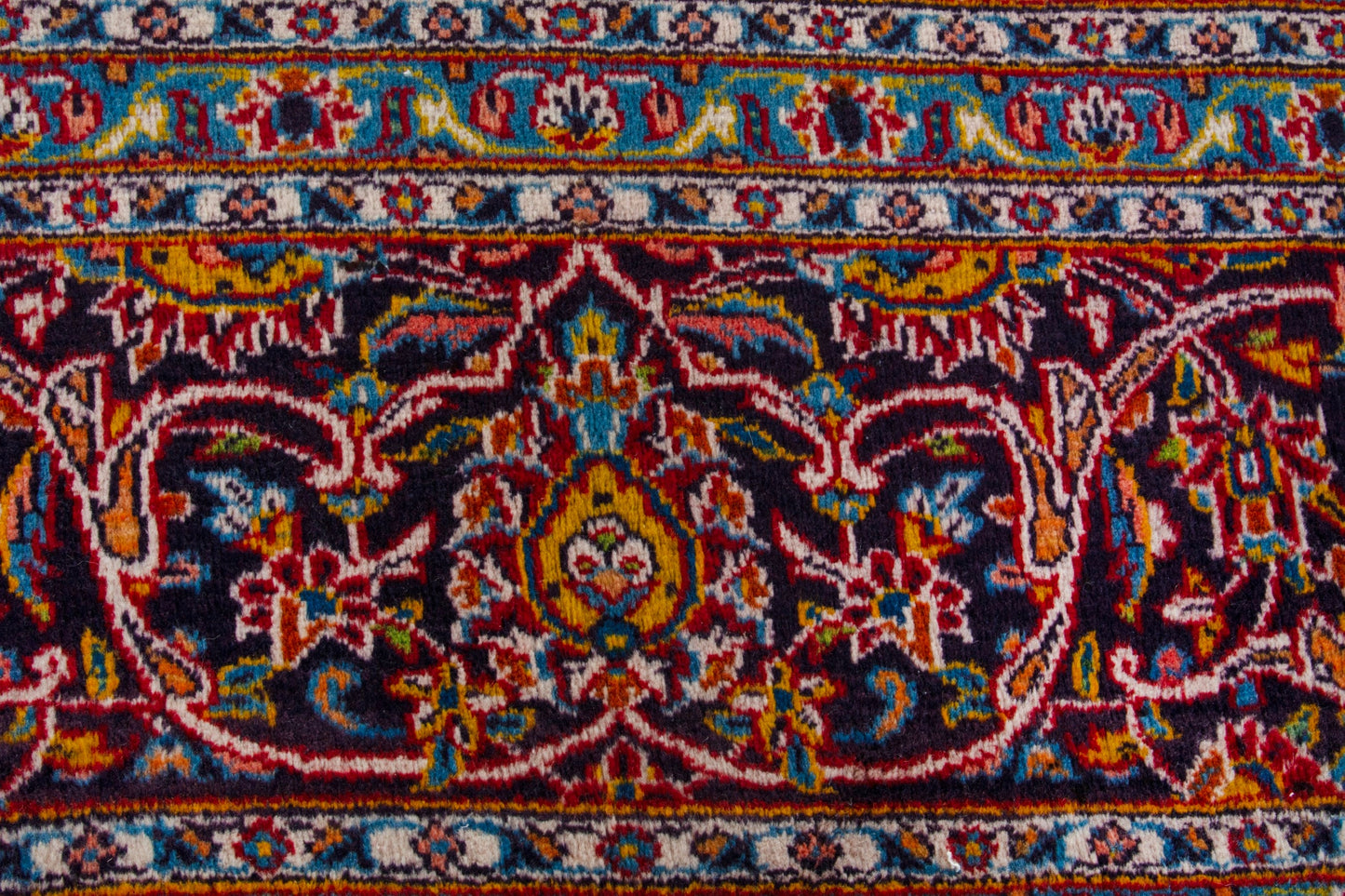 3557 - 10'2" x 12'10"