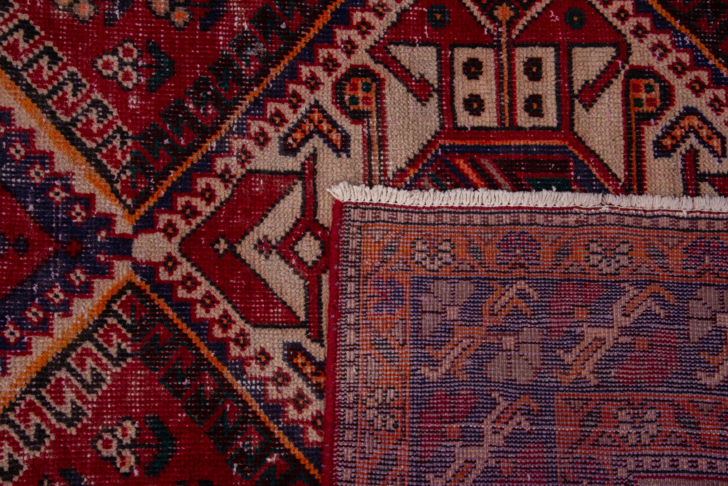 3670 - 6'11" x 10'3"