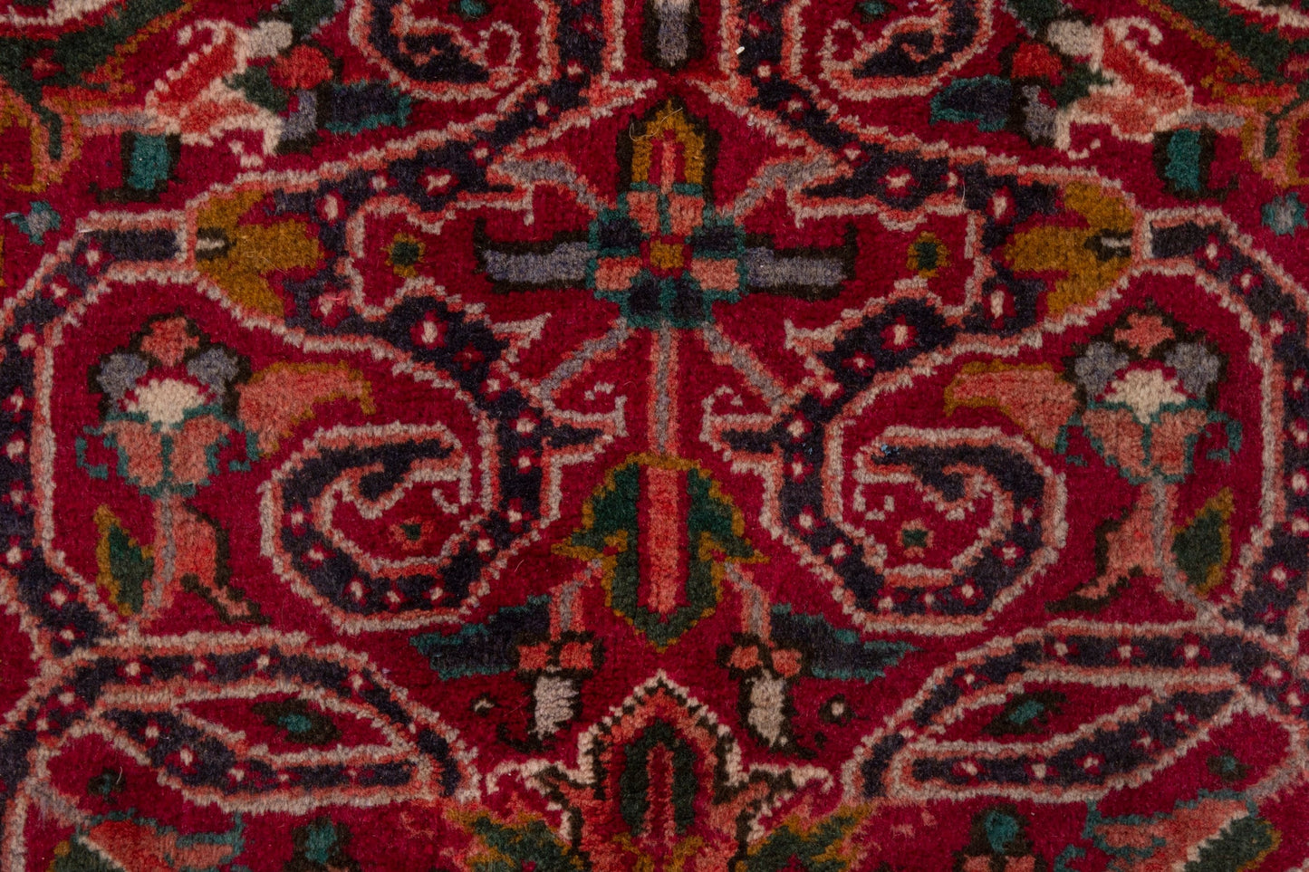 3701 - 6'11" x 9'10"