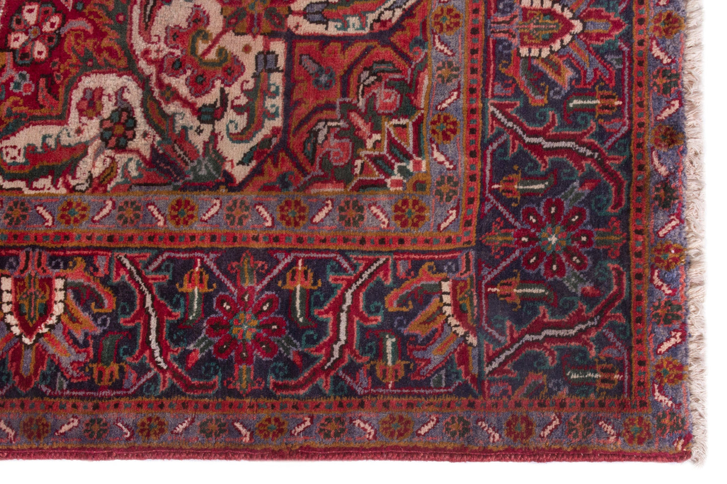 3701 - 6'11" x 9'10"