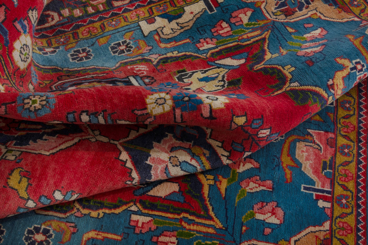 3718 - 6'8" x 10'11"