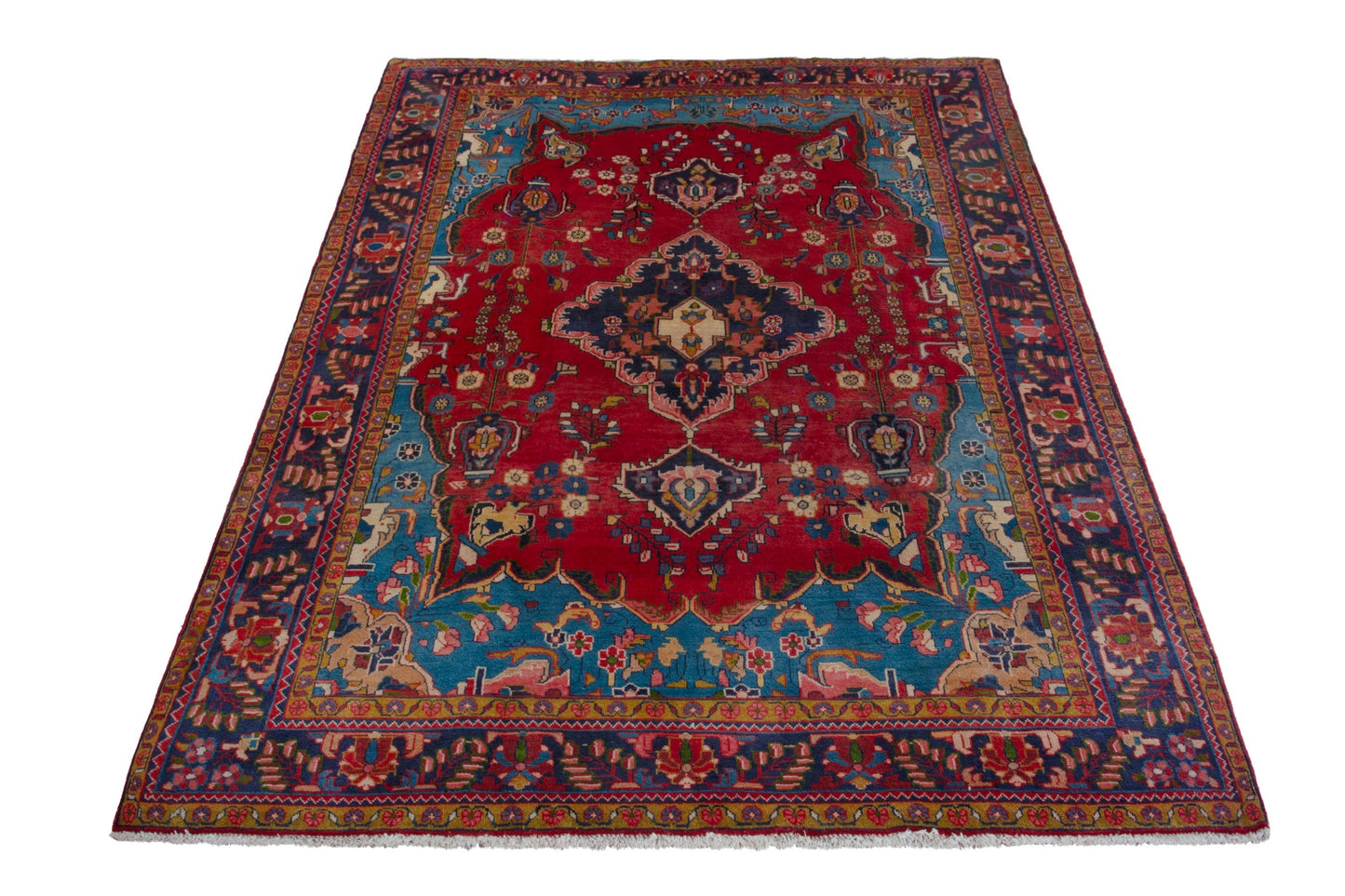 3718 - 6'8" x 10'11"