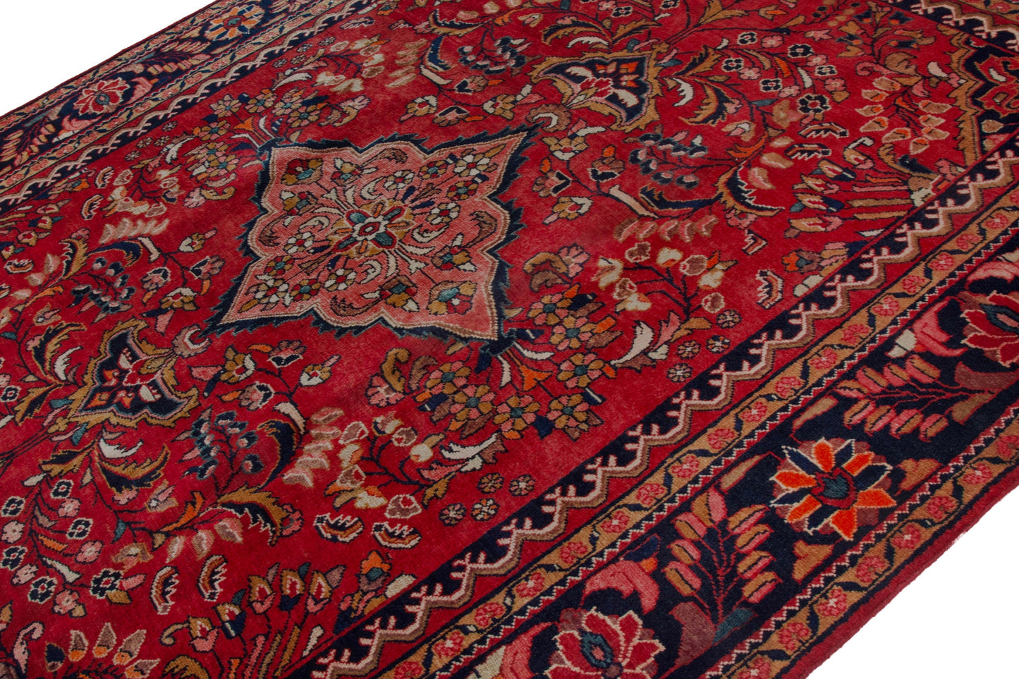 3719 - 7'10" x 10'1"