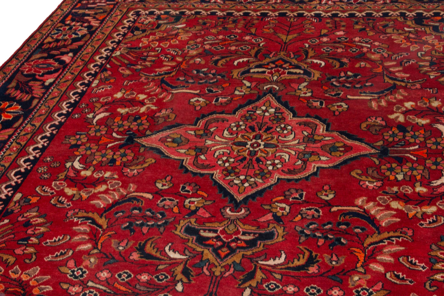 3719 - 7'10" x 10'1"