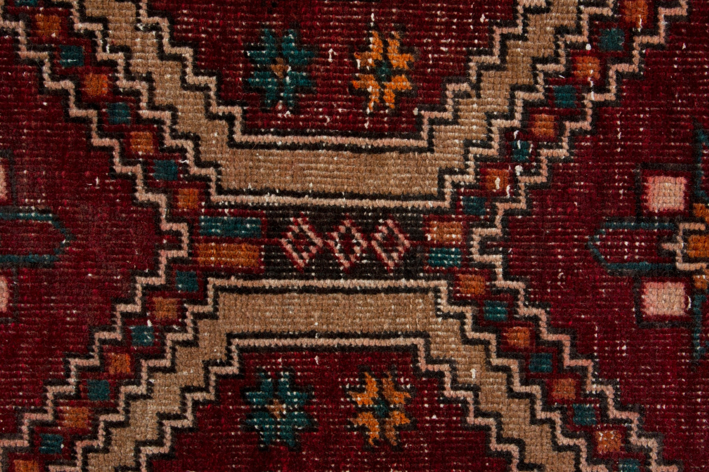 4028 - 2'11" x 9'10"