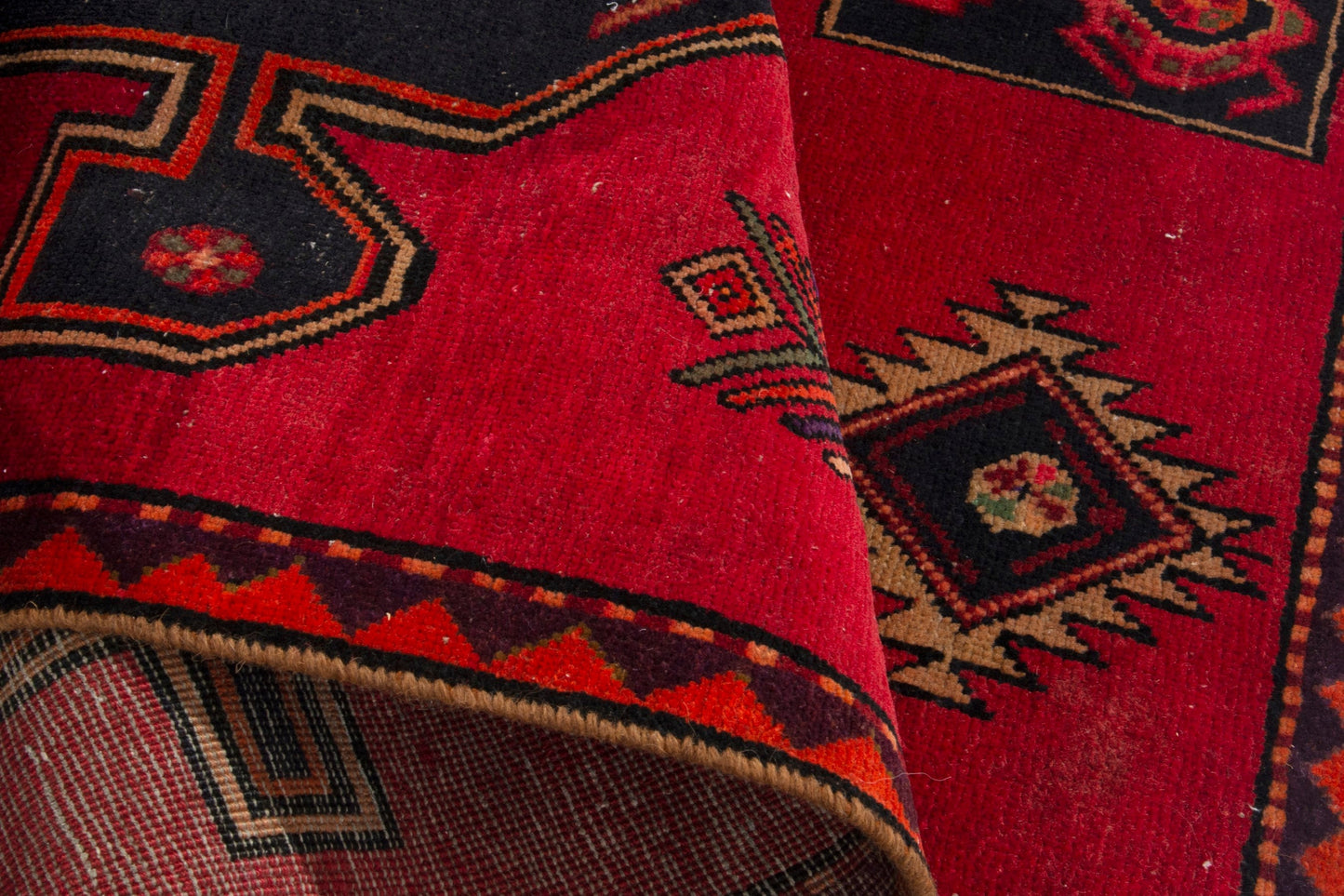 4052 - 2'11" x 9'10"