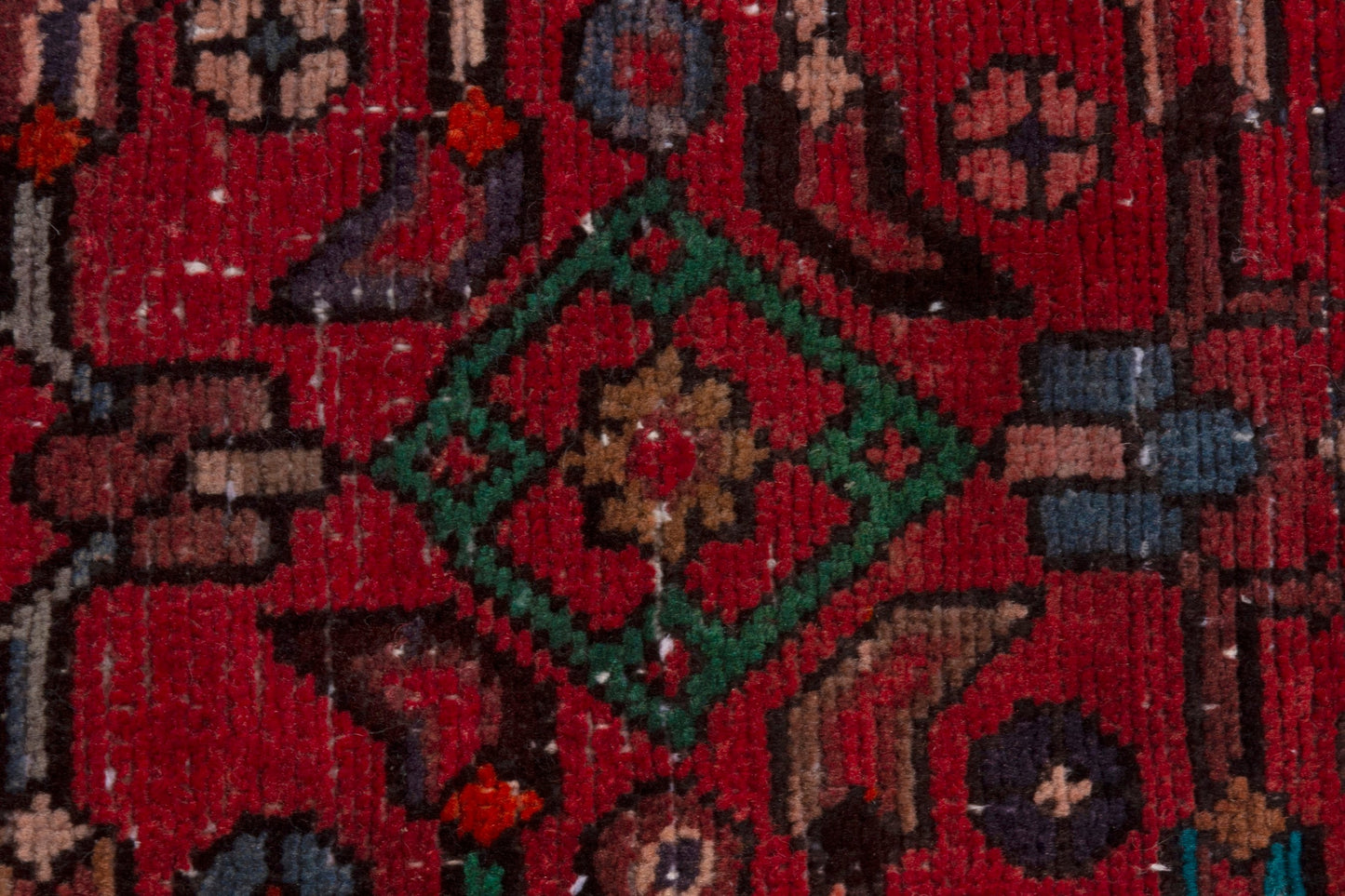 4058 - 1'10" x 12'5"