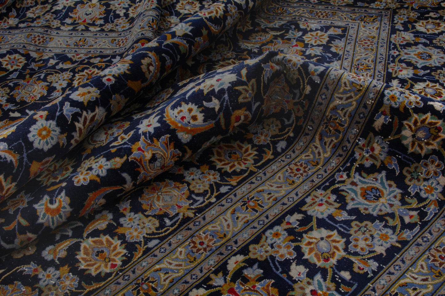 4084 - 10'2" x 16'5"