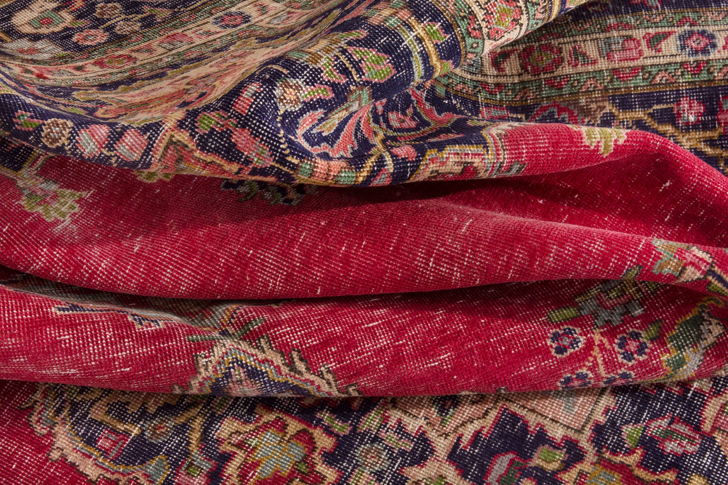 4091 - 9'2" x 12'10"