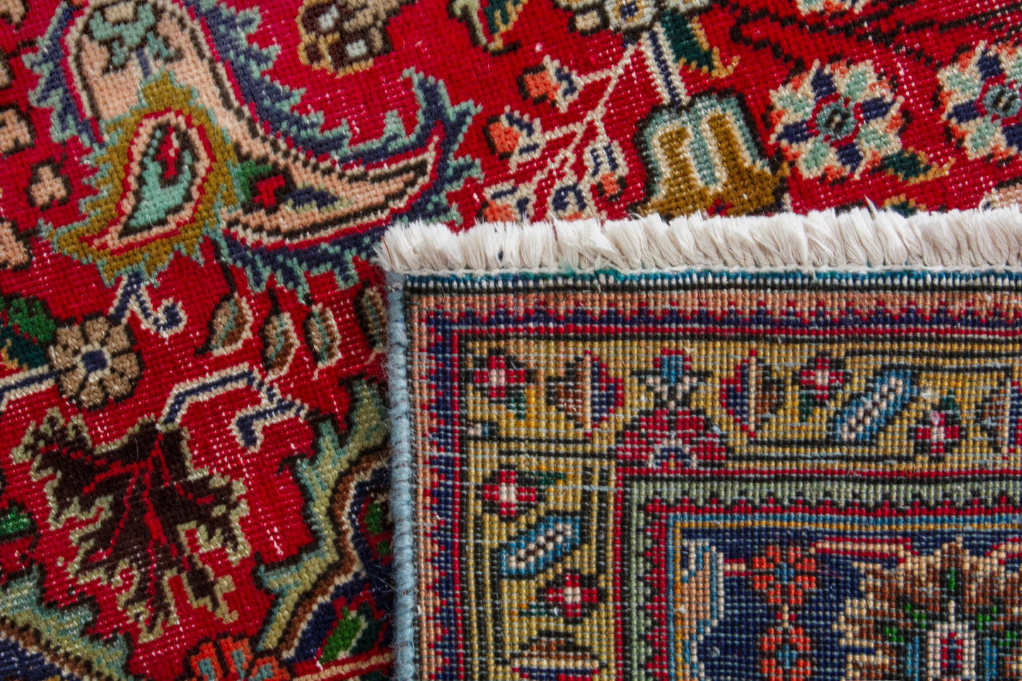 4096 - 7'10" x 11'3"