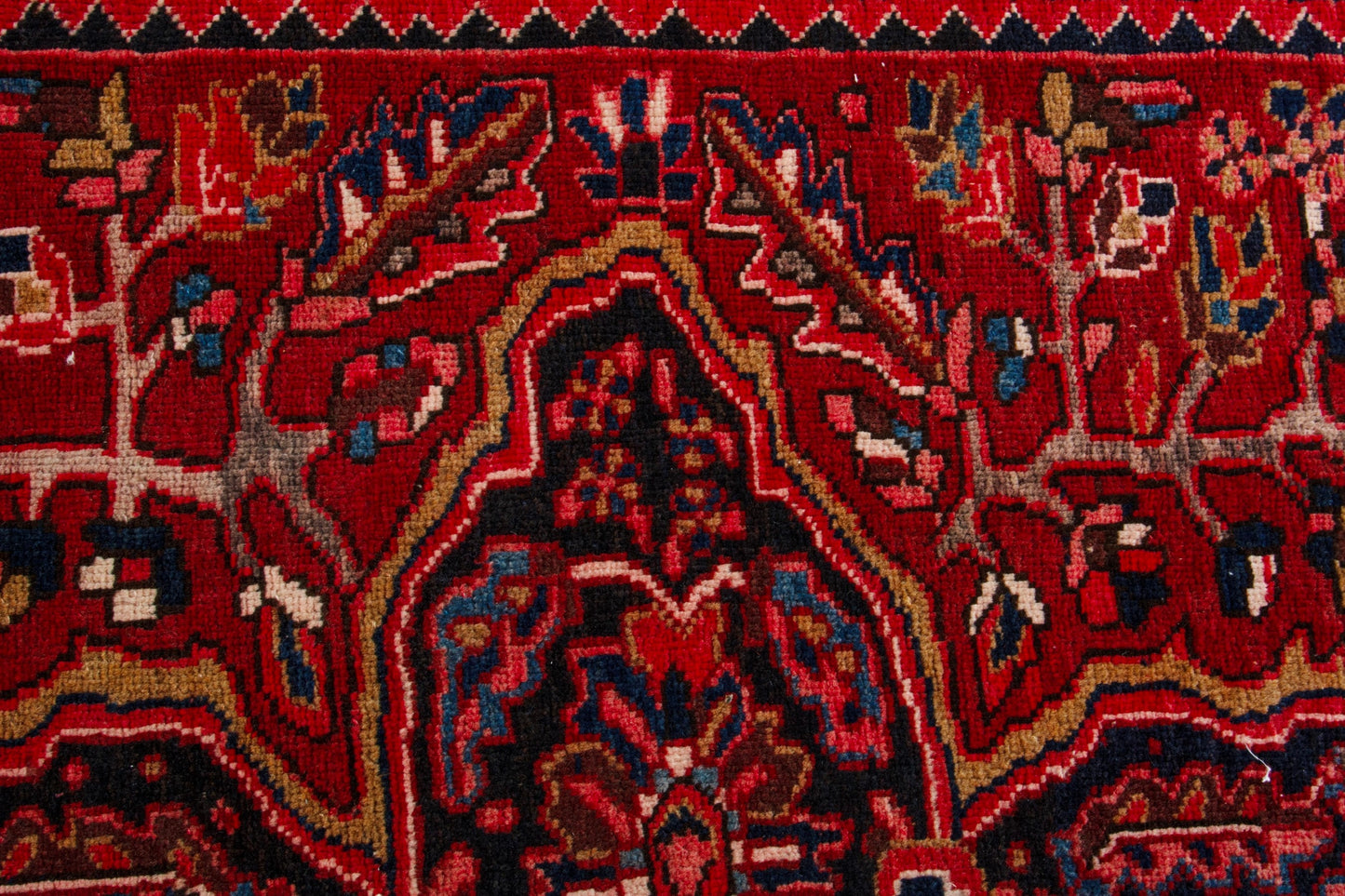 4097 - 8'10" x 13'3"