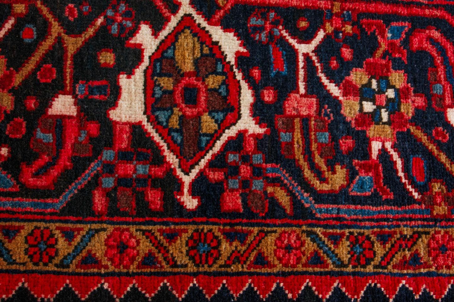 4097 - 8'10" x 13'3"