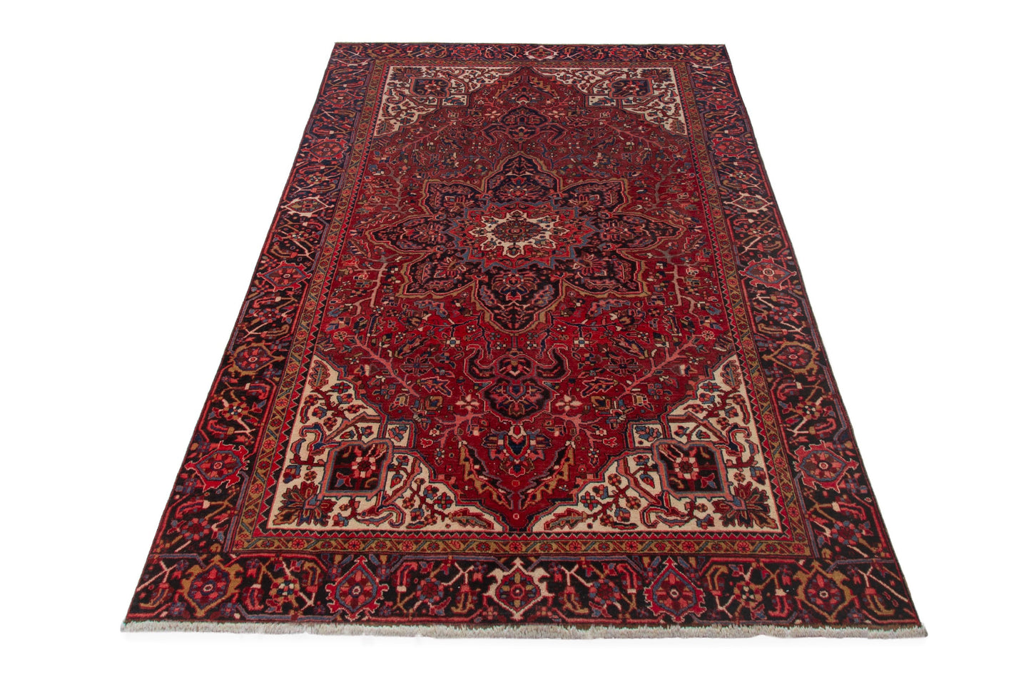 4097 - 8'10" x 13'3"