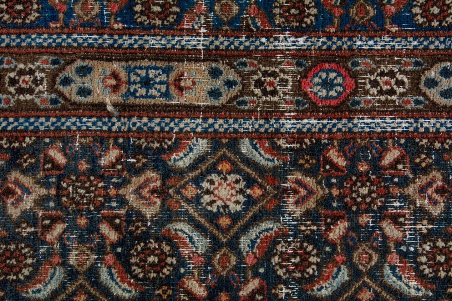 4104 - 8'10" x 12'6"