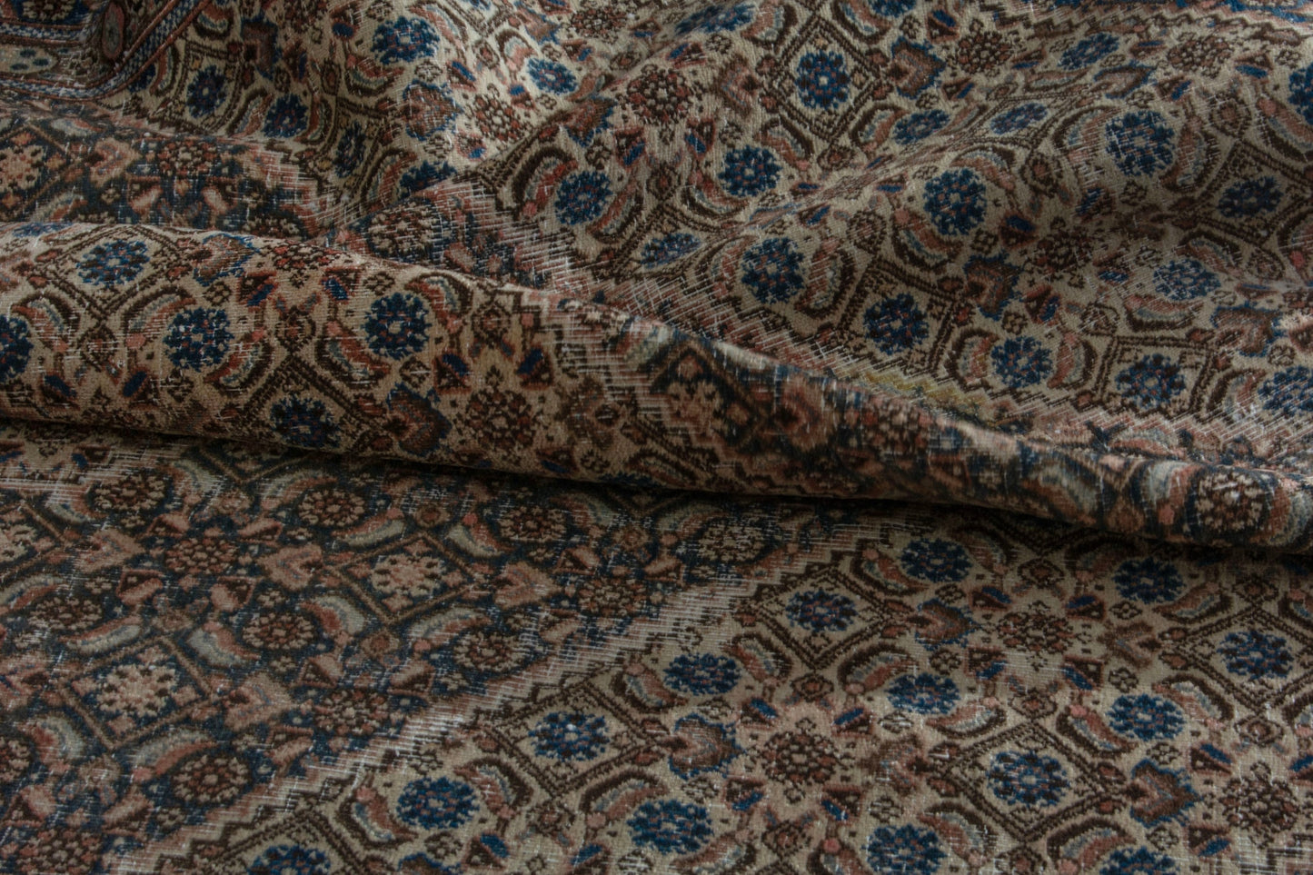 4104 - 8'10" x 12'6"