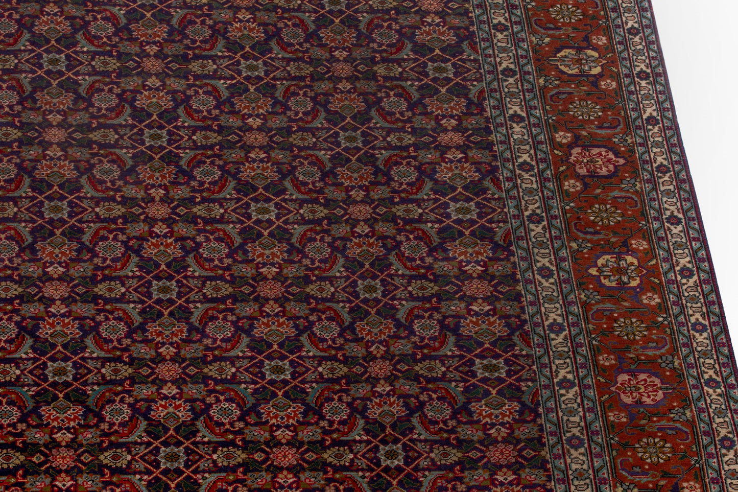 4107 - 9'4" x 12'10"