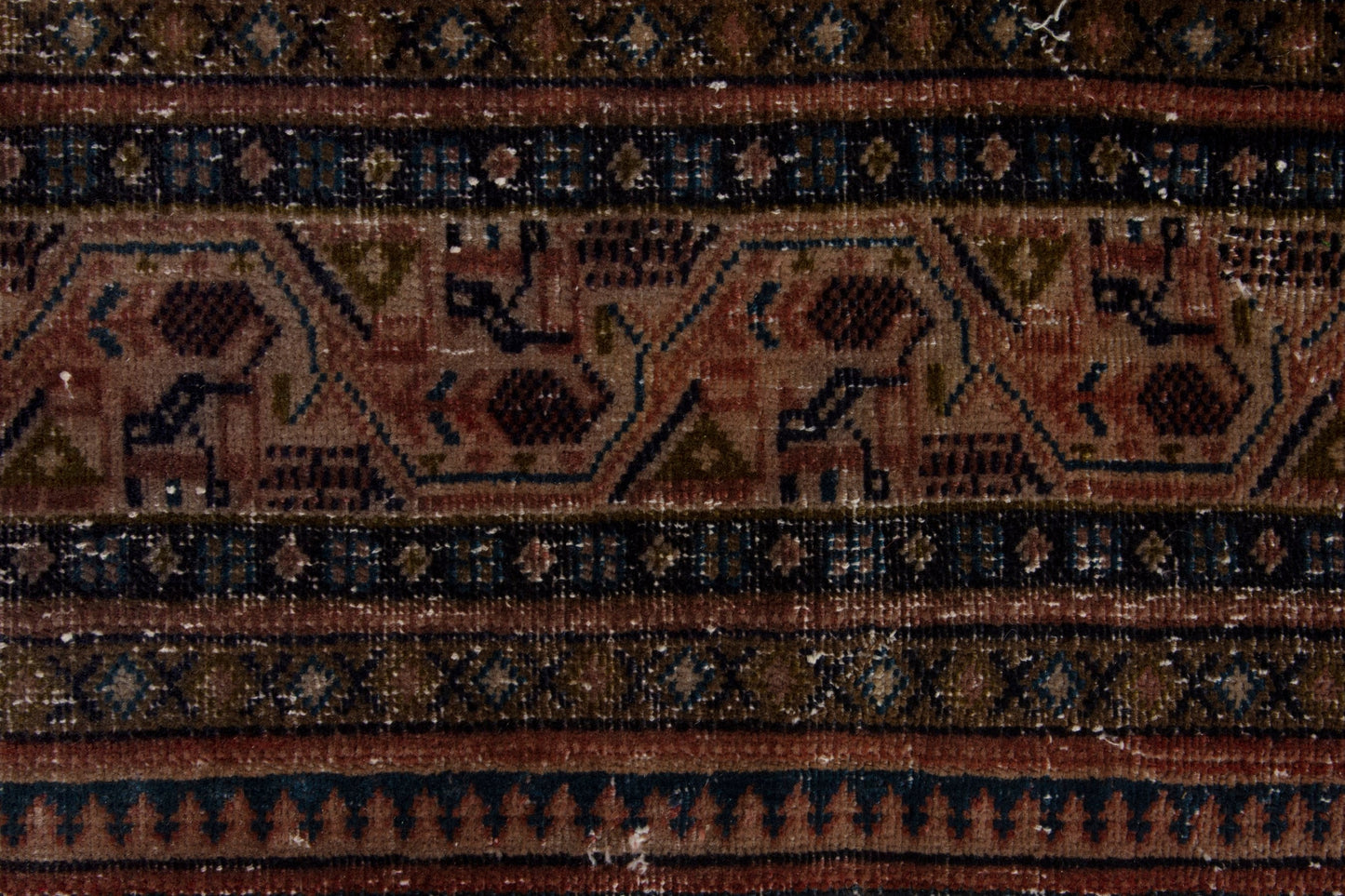 4137 - 6'7" x 10'10"