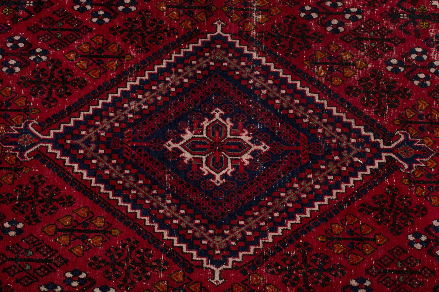 4148 - 6'9" x 11'11"