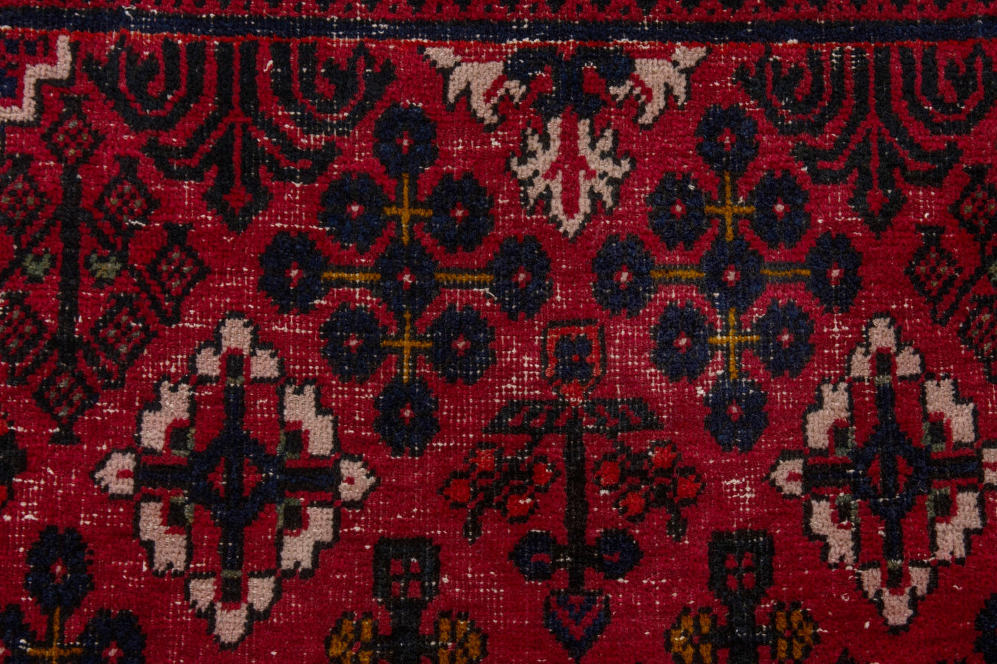 4148 - 6'9" x 11'11"