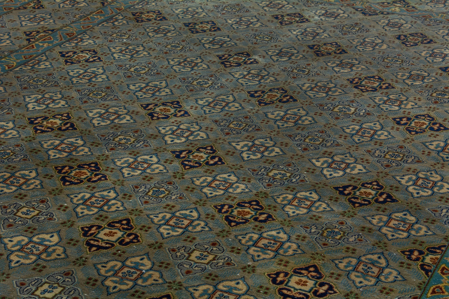 4154 - 11'3" x 11'9"