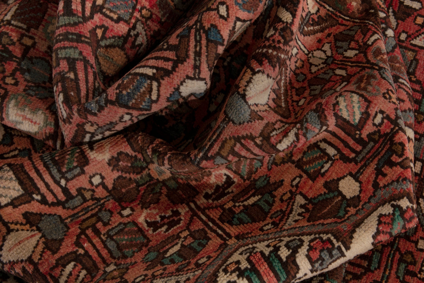 4226 - 4'11" x 10'4"