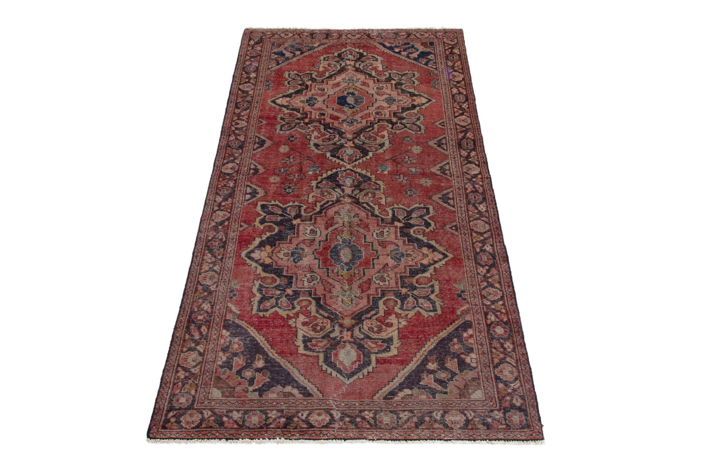 4244 - 3'11" x 10'3"