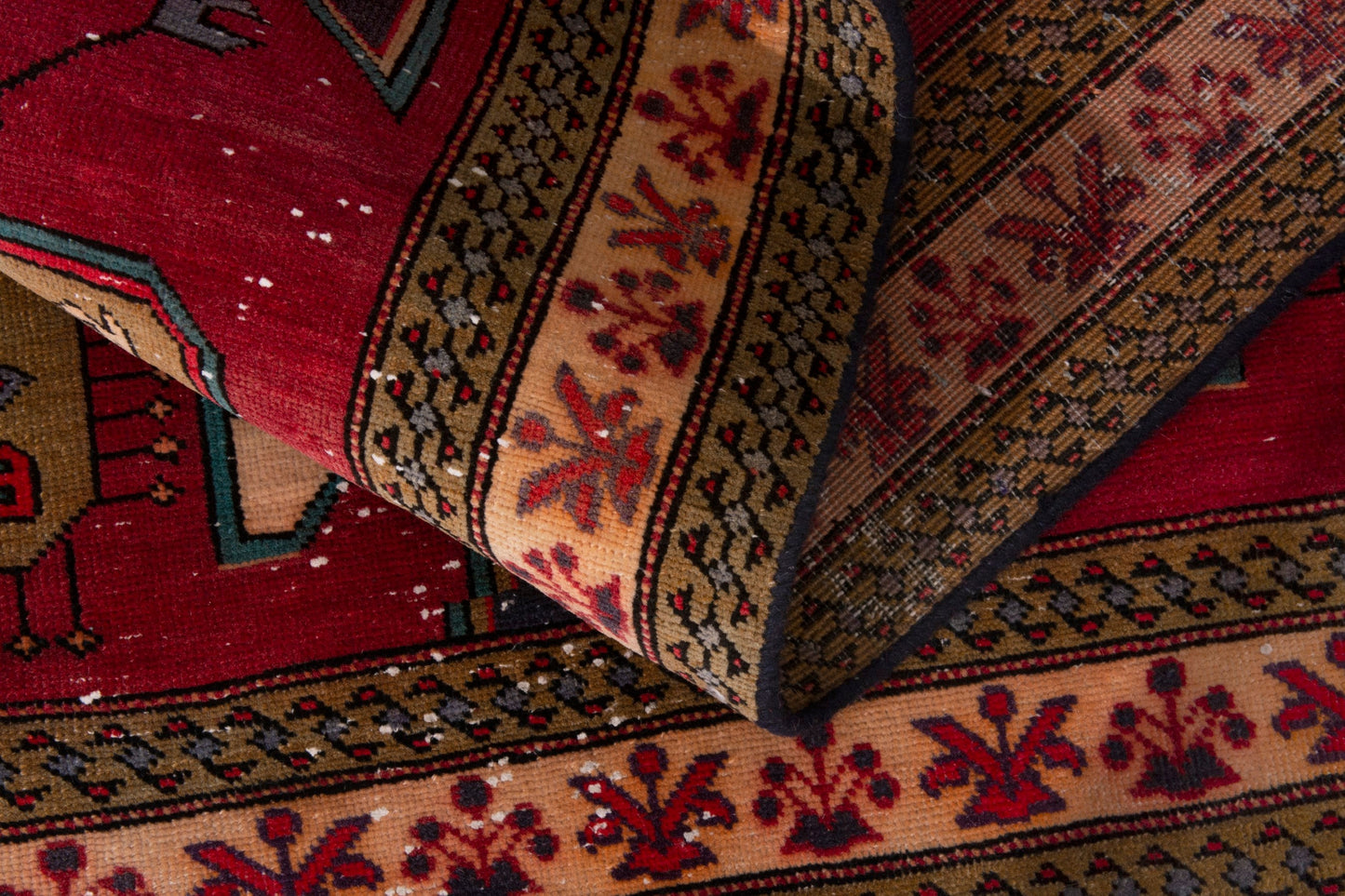 4265 - 5'3" x 10'10"