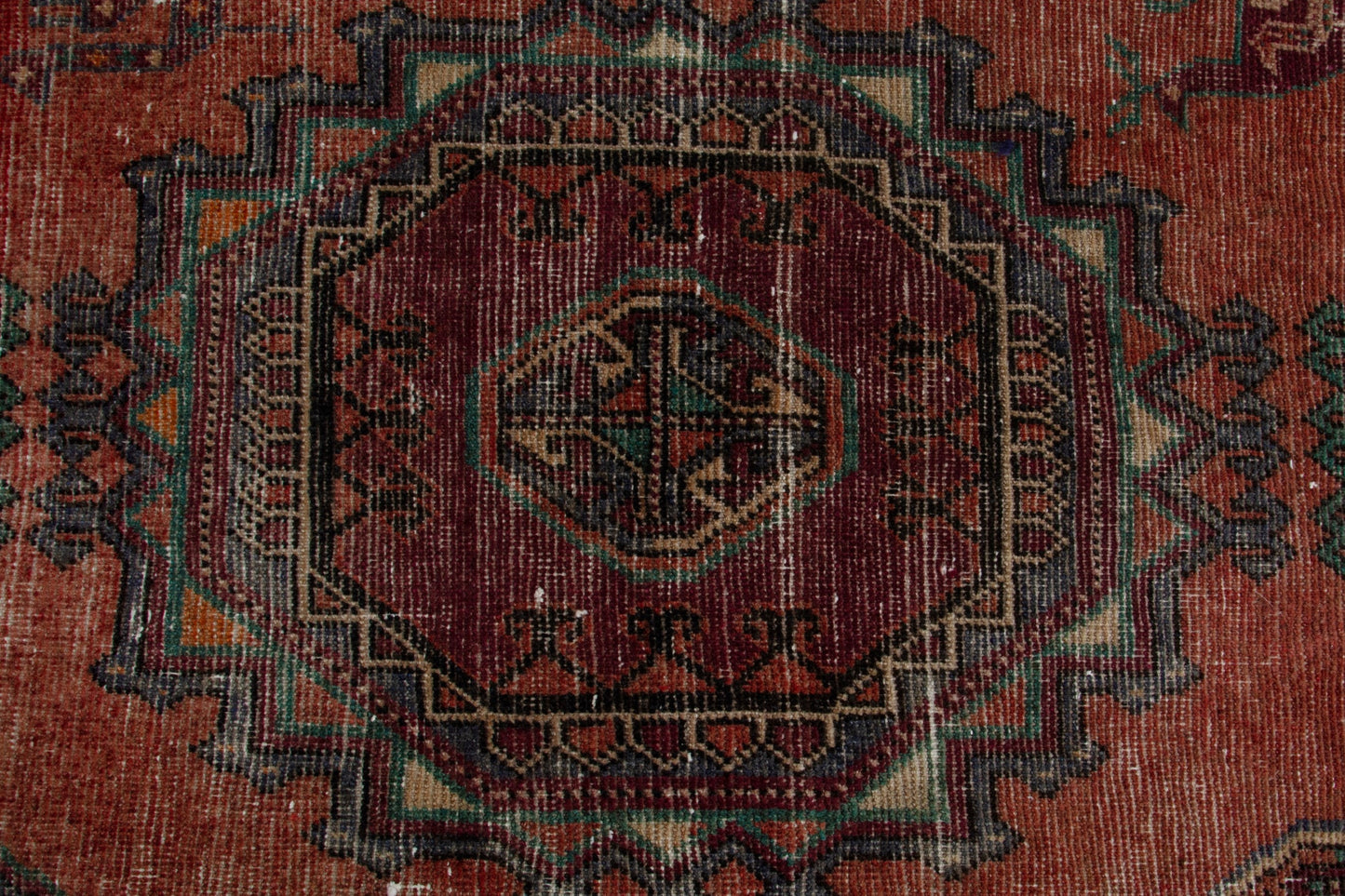 4272 - 5'11" x 10'11"