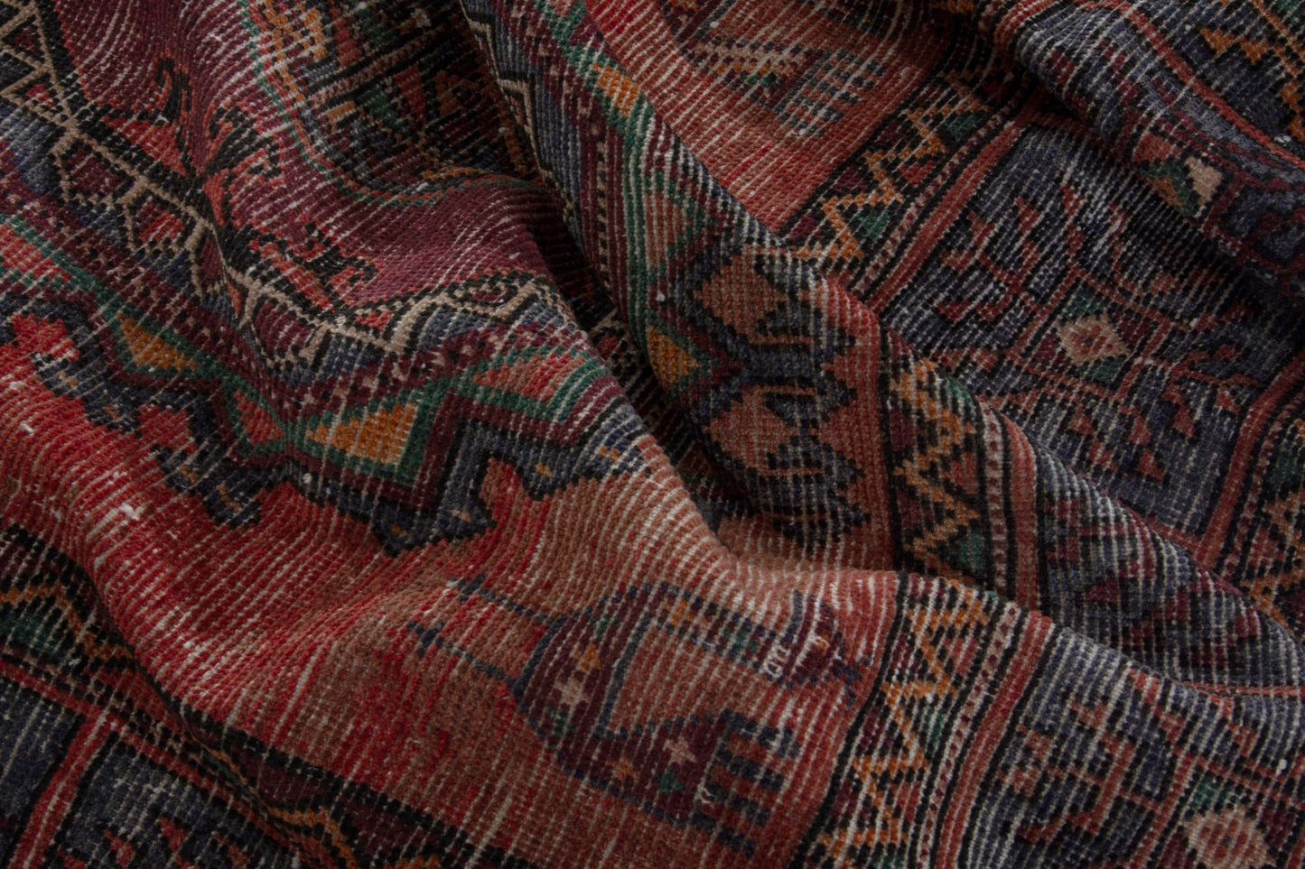 4272 - 5'11" x 10'11"