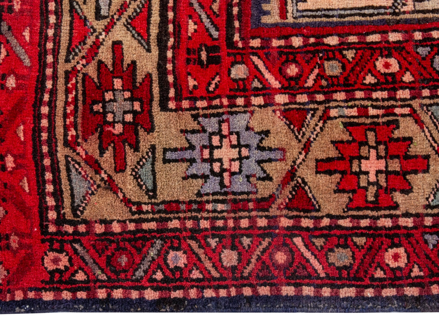 4302 - 3'9" x 10'10"