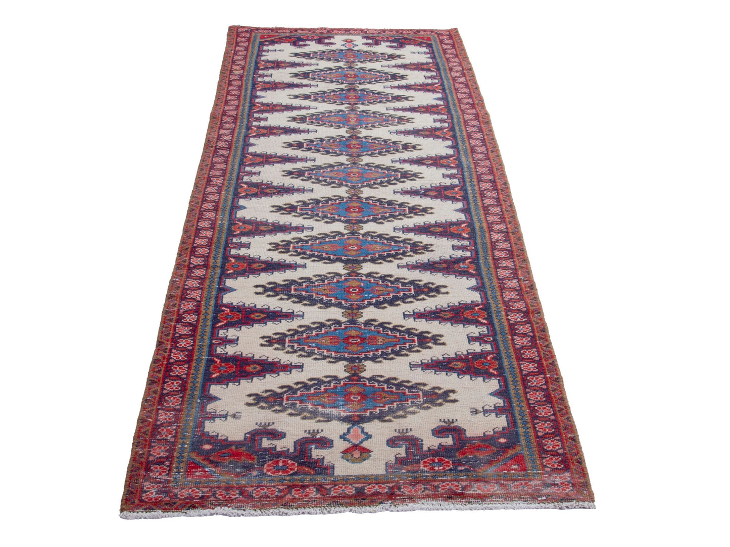 4304 - 2'7" x 10'11"