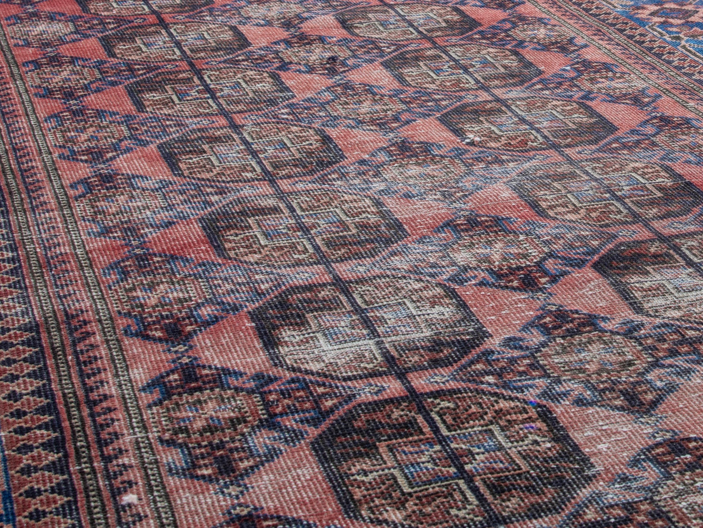 4371 - 3'11" x 9'10"