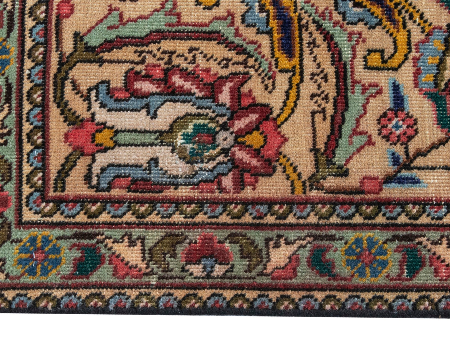 4383 - 9'8" x 12'10"