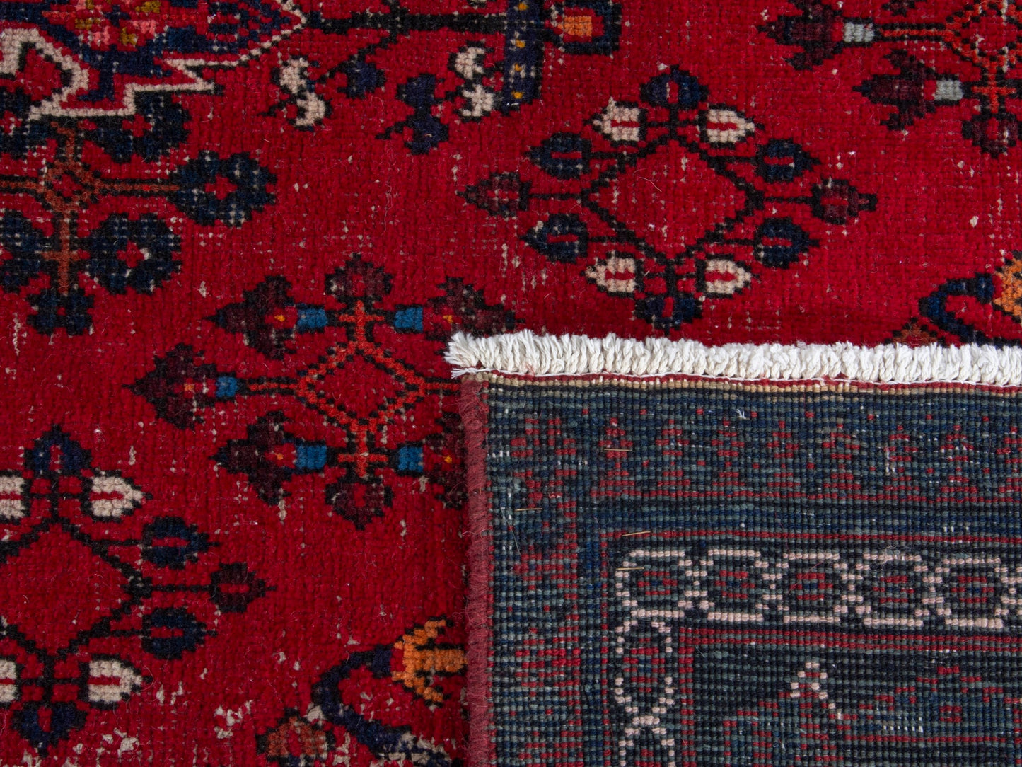 4384 - 9'10" x 13'1"