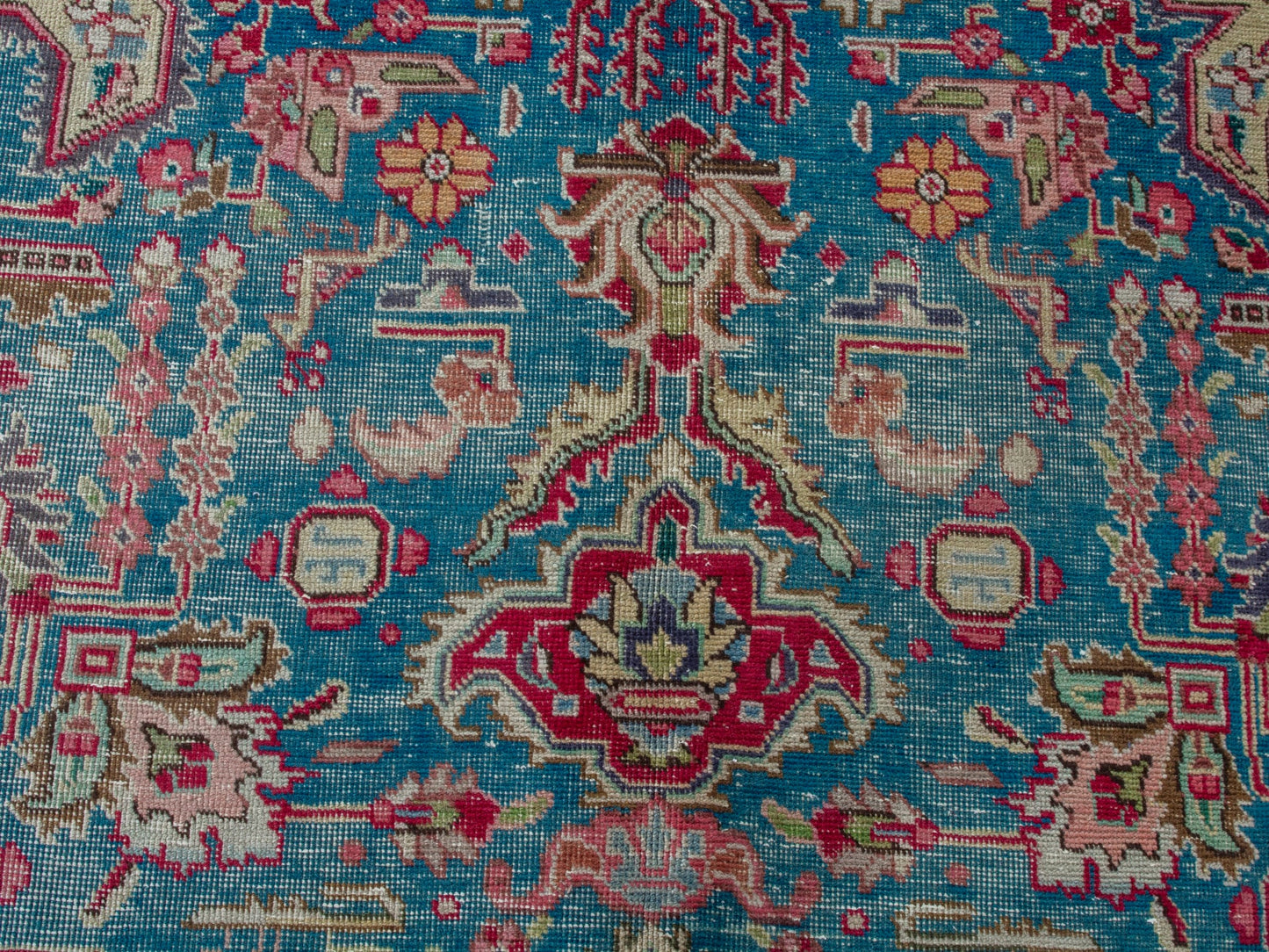 4386 - 7'10" x 11'2"