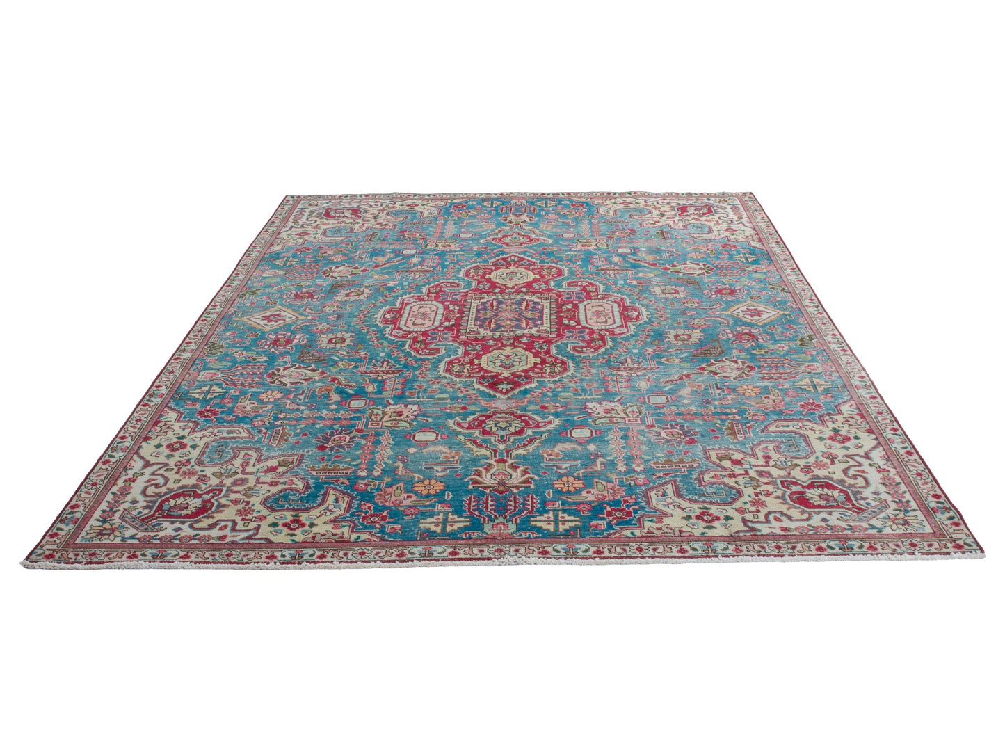 4386 - 7'10" x 11'2"