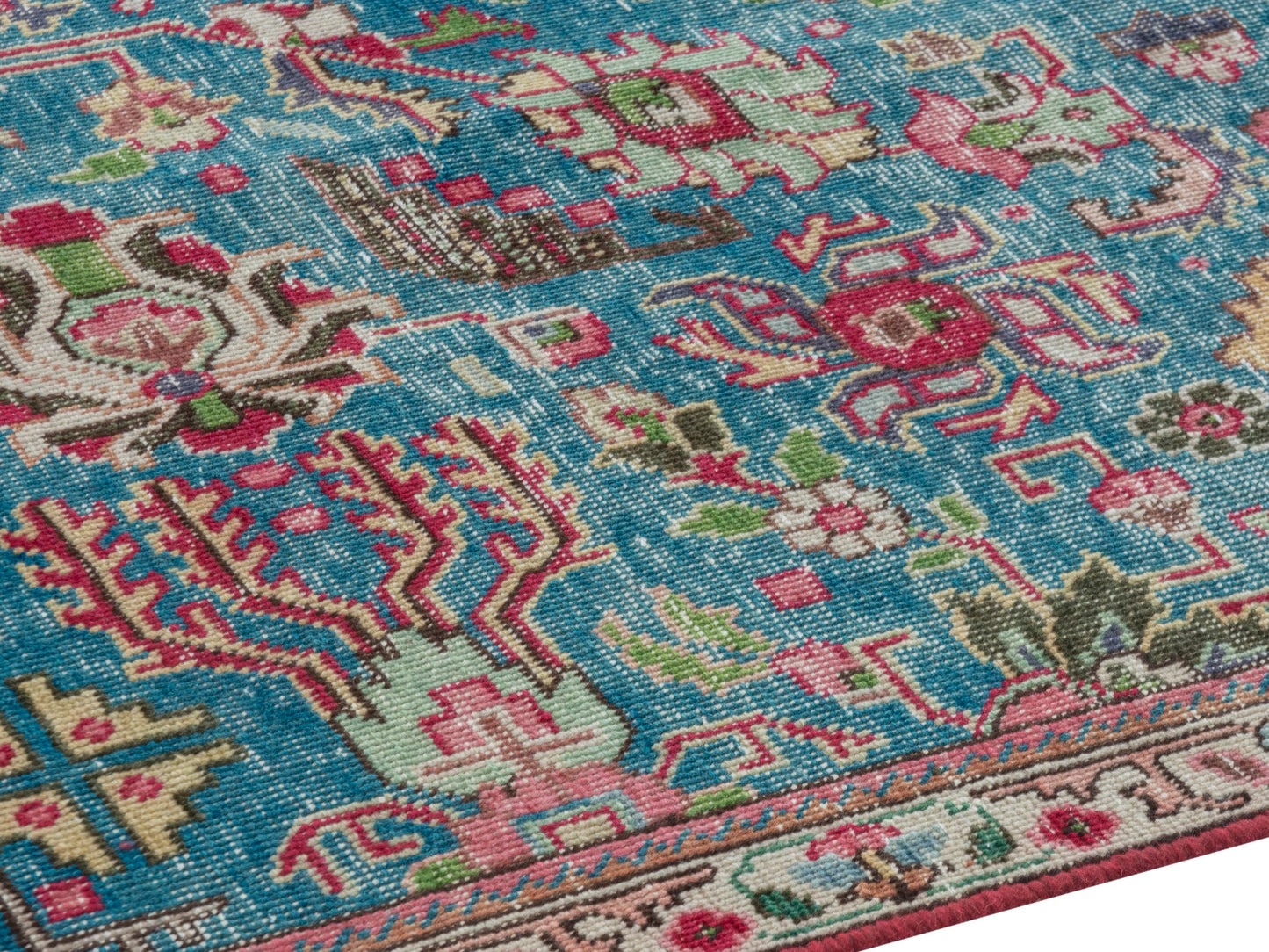 4386 - 7'10" x 11'2"