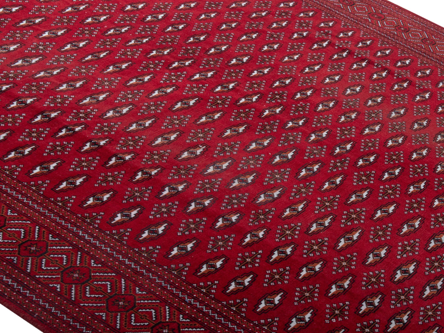 4387 - 8'1" x 10'10"