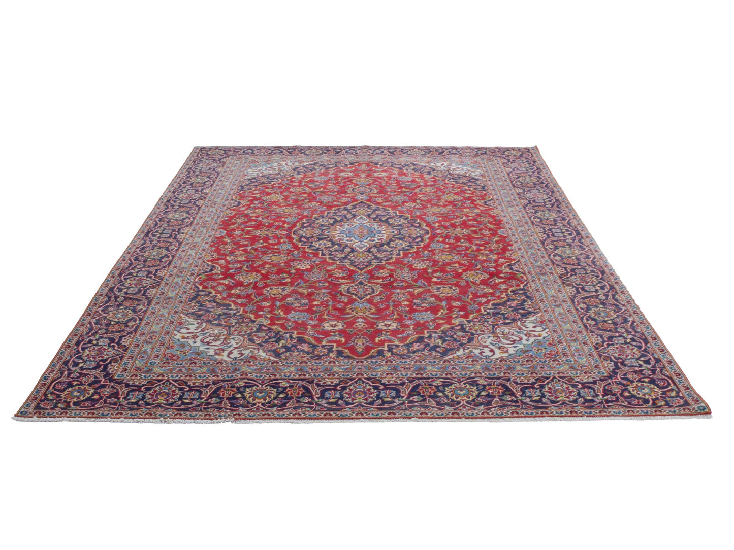 4398 - 7'3" x 10'10"