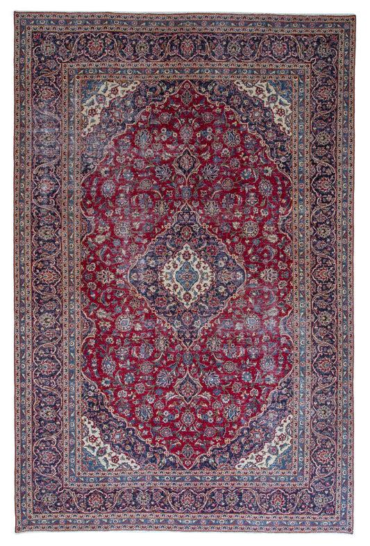 4404 - 9'8" x 13'11"