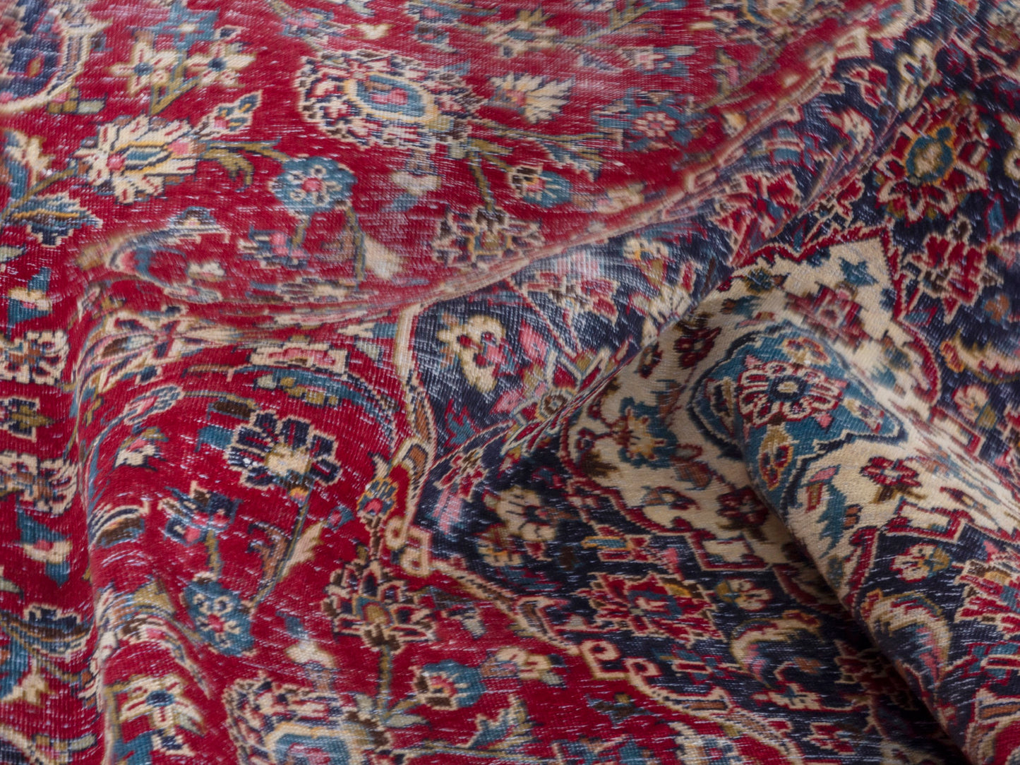 4404 - 9'8" x 13'11"