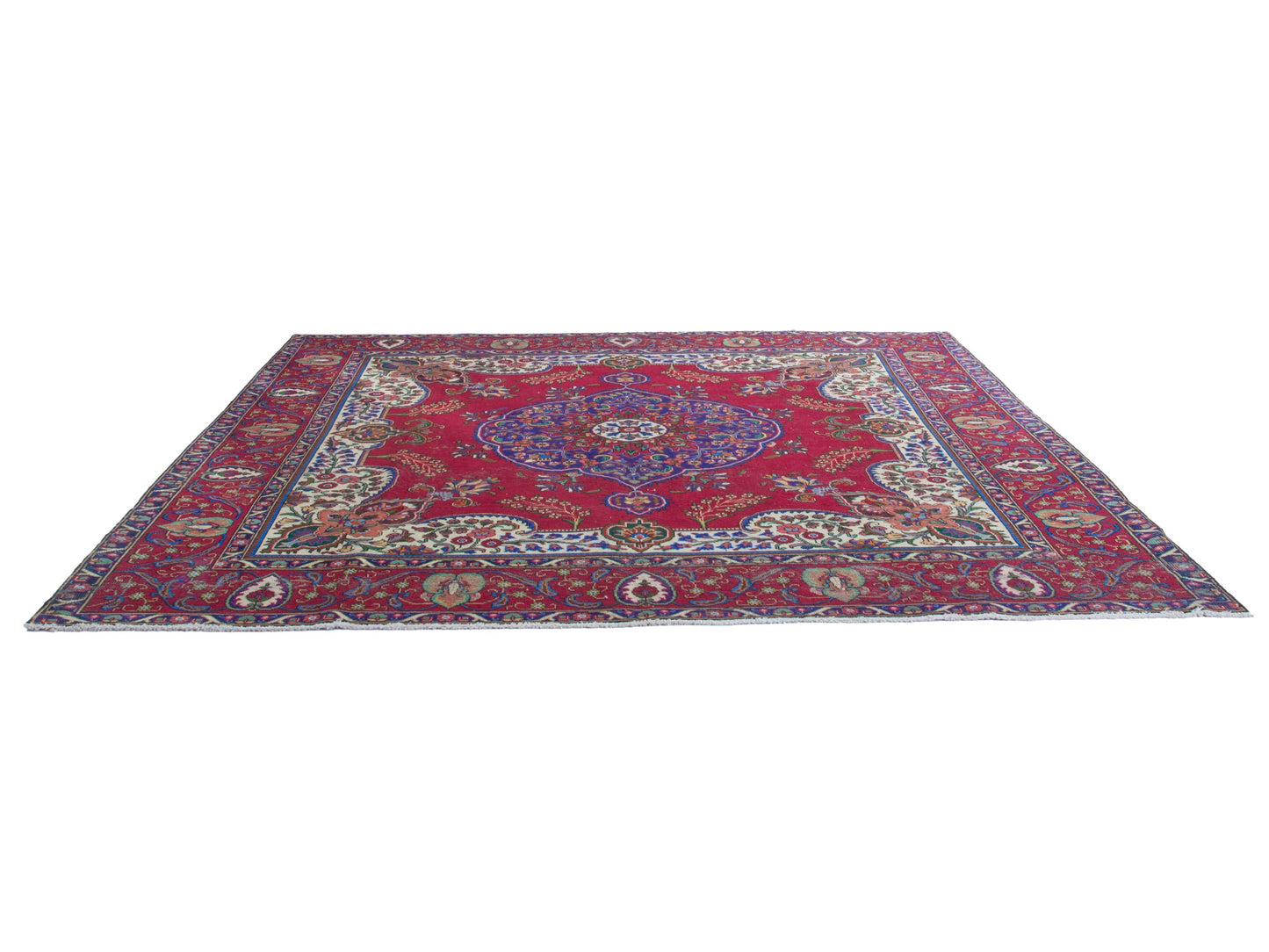 4408 - 9'8" x 10'10"