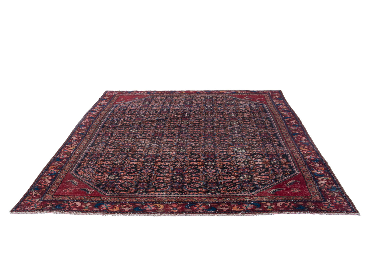 4409 - 6'11" x 10'3"