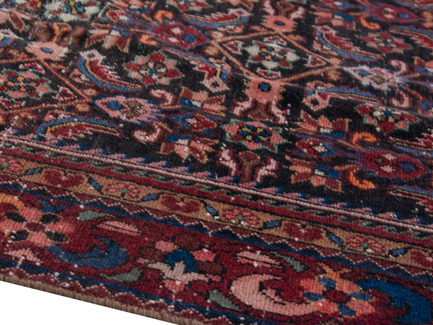 4409 - 6'11" x 10'3"