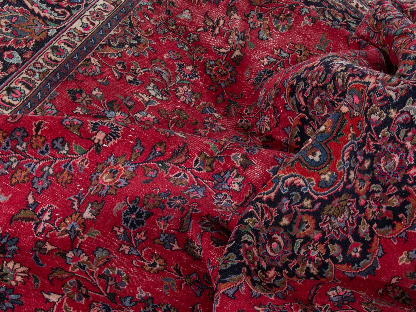 4410 - 9'8" x 12'11"