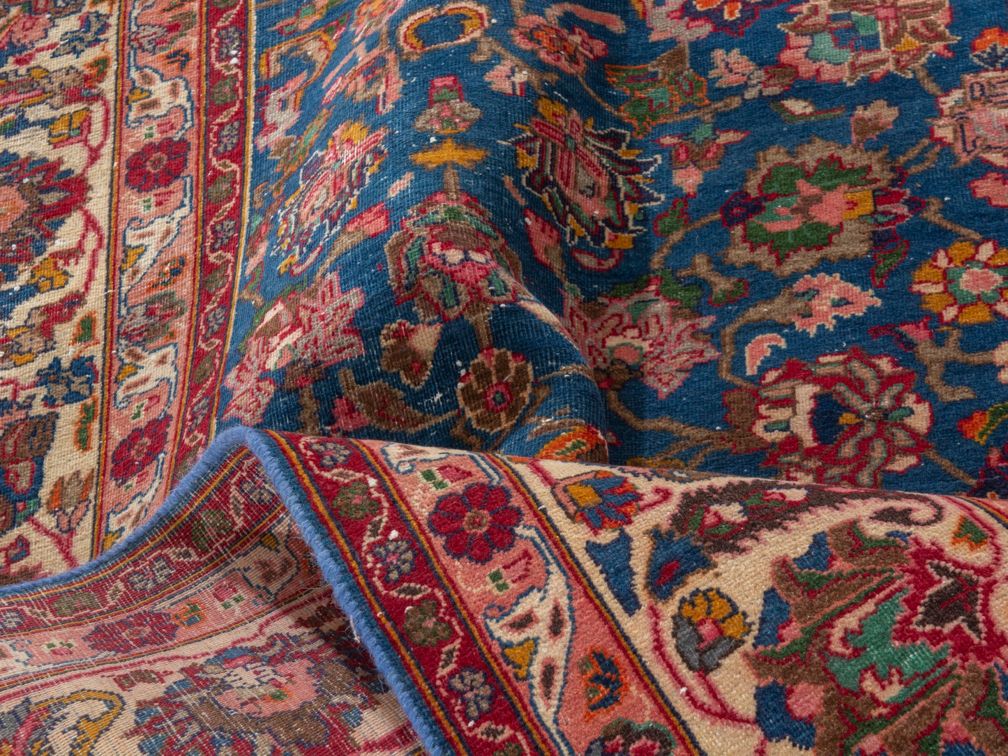 4424 - 9'6" x 12'10"