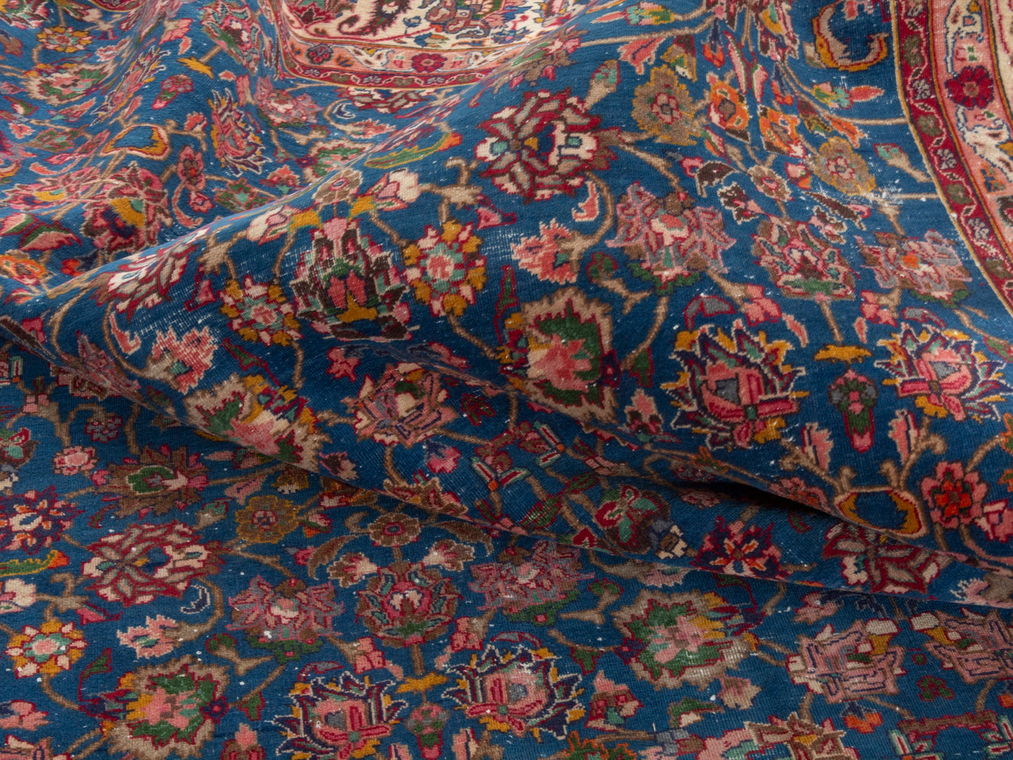 4424 - 9'6" x 12'10"