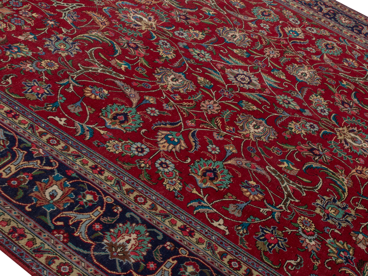 4435 - 9'10" x 13'1"