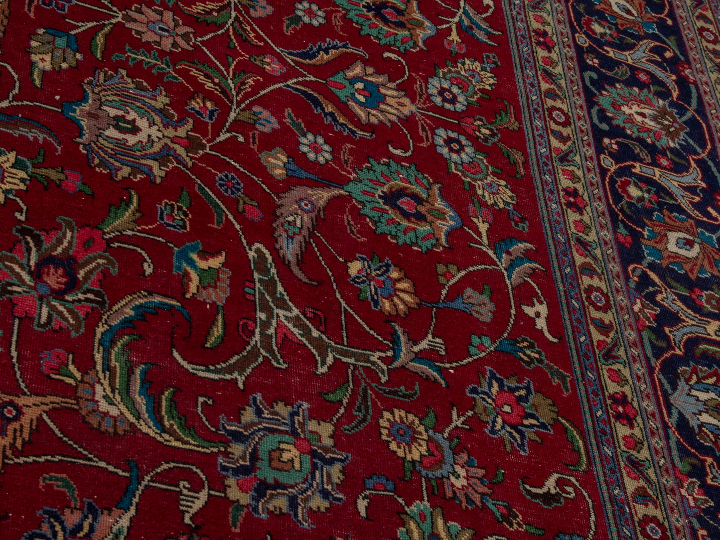 4435 - 9'10" x 13'1"