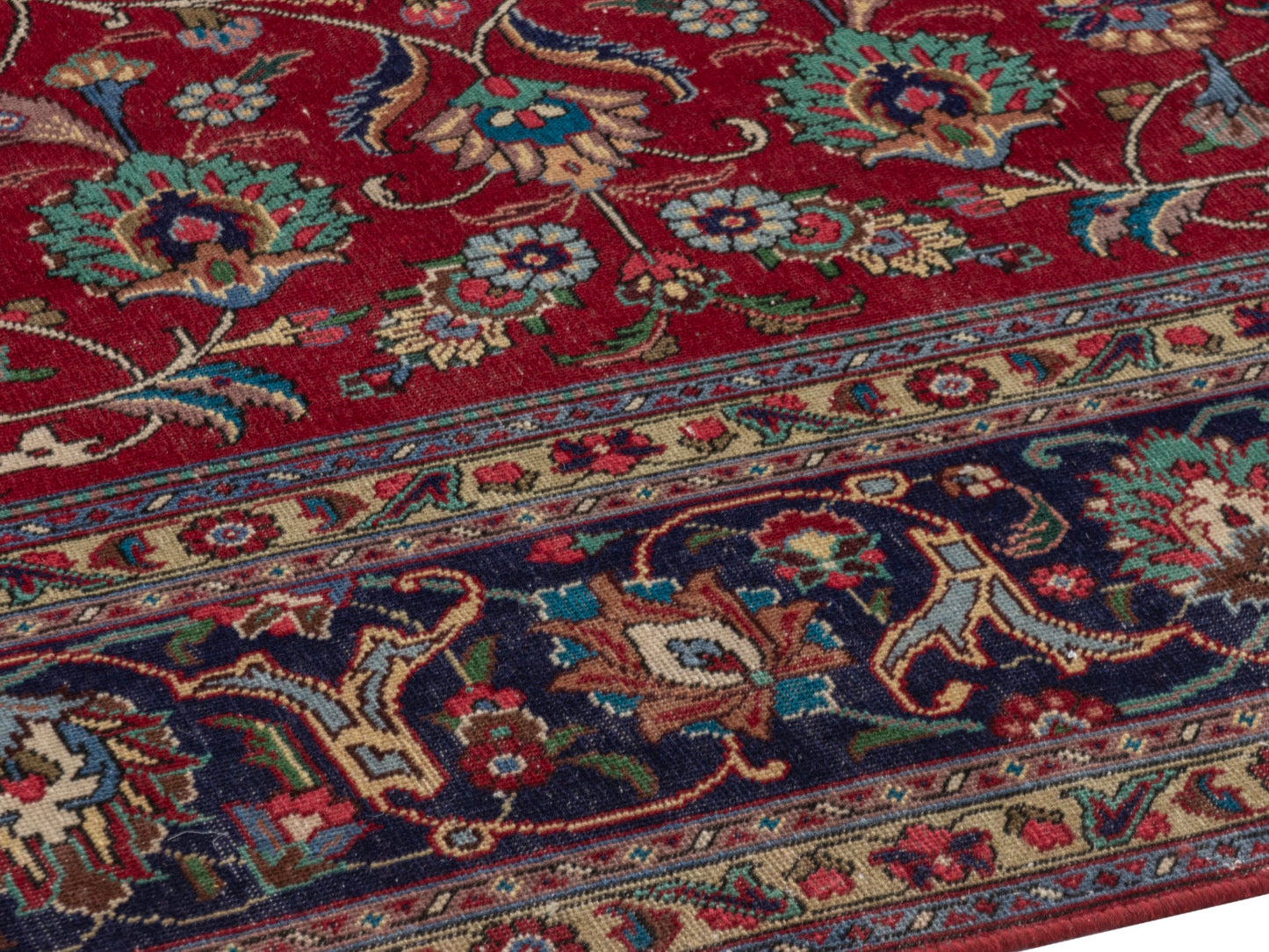 4435 - 9'10" x 13'1"